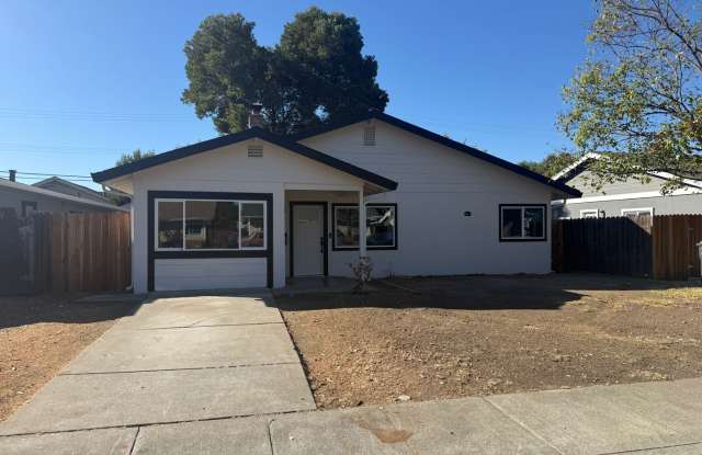 419 Bell Ave, Fairfield CA 94533  Beautifully Remodeled 4 Bedroom, 2 Bathroom Home for Rent! Gallery 1