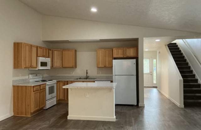 Shaw Pine 16662 photos photos