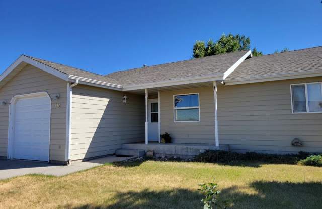 Wide Open Spaces - 3 Bedroom 2 Bathroom House in Gallatin Gateway Gallery 1