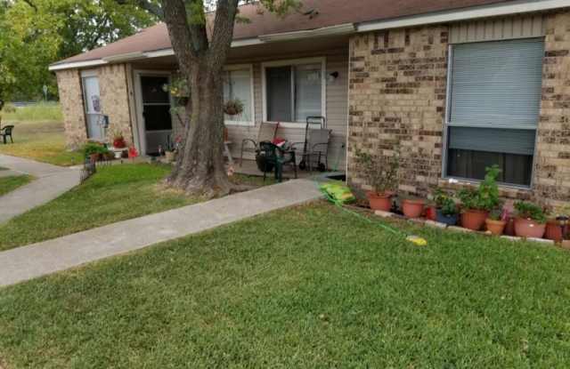 400 West Mesquite Gallery 3