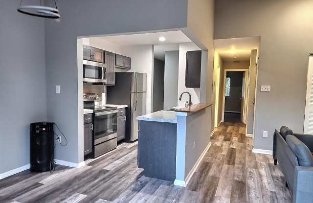 59 ASHLAR HILL COURT Gallery 2