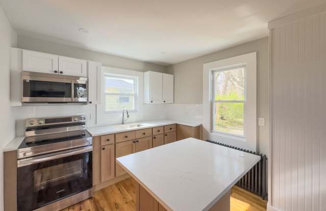 Newly Renovated Single Family available Now! photos photos