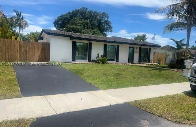 15821 SW 102nd Ct Gallery 2
