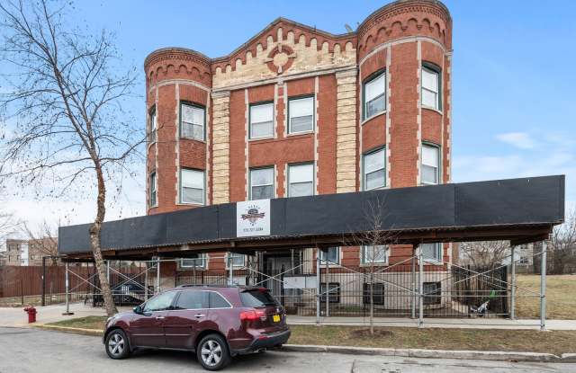 5201 S Calumet Ave photos photos