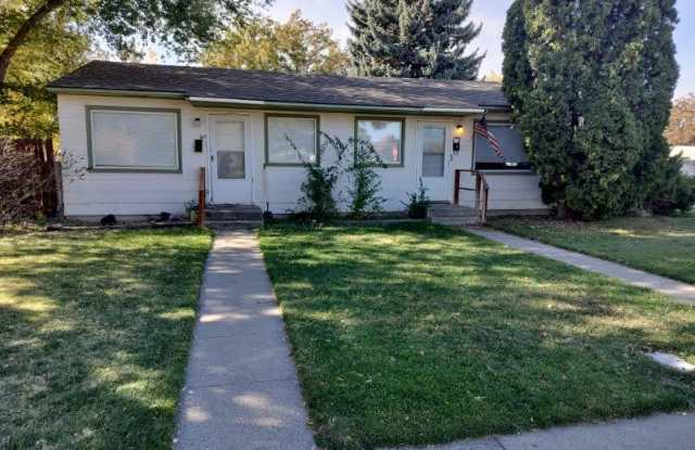 995 N 10th East St. photos photos