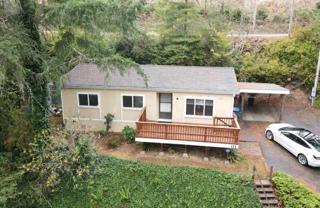 111 E Woodlane Dr photos photos