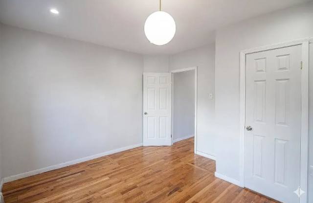 43 Underhill Avenue Gallery 4