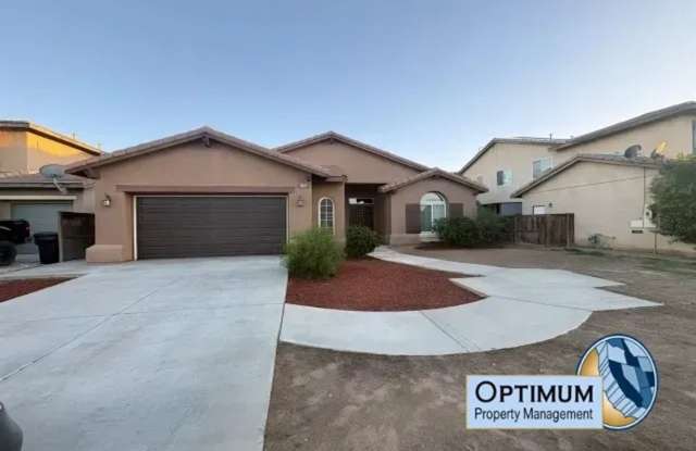 Beautiful 3-Bedroom Home in Victorville Gallery 1