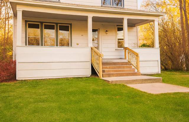 325 Main St photos photos