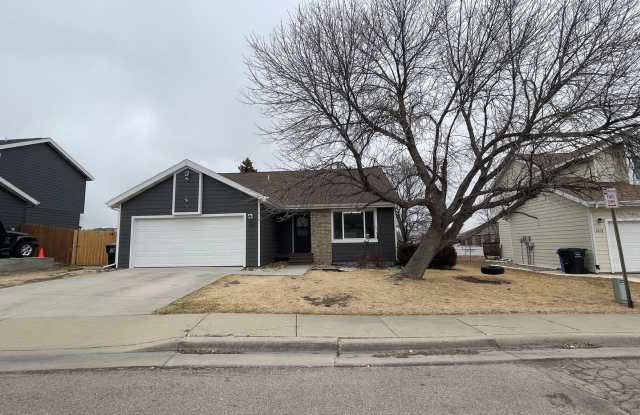 4 Bedroom, 2 Bath Home for Rent photos photos