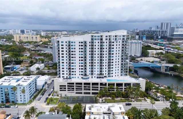 10 SW South River Dr # PHI01, Miami, FL 33130 - 10 Southwest South River Drive, Miami, FL 33130