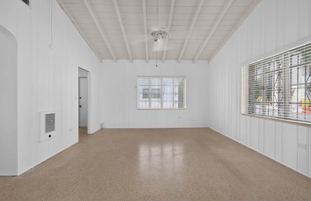 330 Madeira Ave.Apt 04 Gallery 3