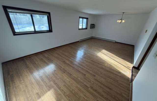 118 John St. - 118 John Street, Providence County, RI 02865