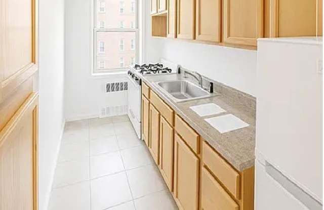 3320 Avenue H Apt 3E - 3320 Avenue H, Brooklyn, NY 11210
