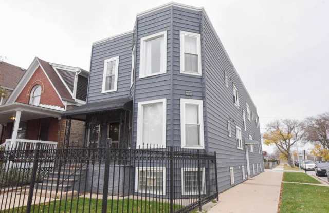 3734 Wabansia photos photos