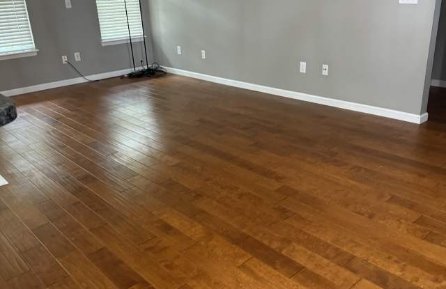 14908 Lenox Drive Gallery 2