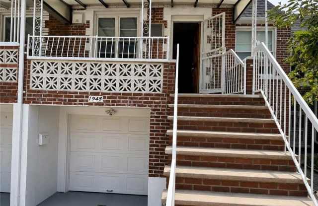 1948 20th Drive Gallery 3