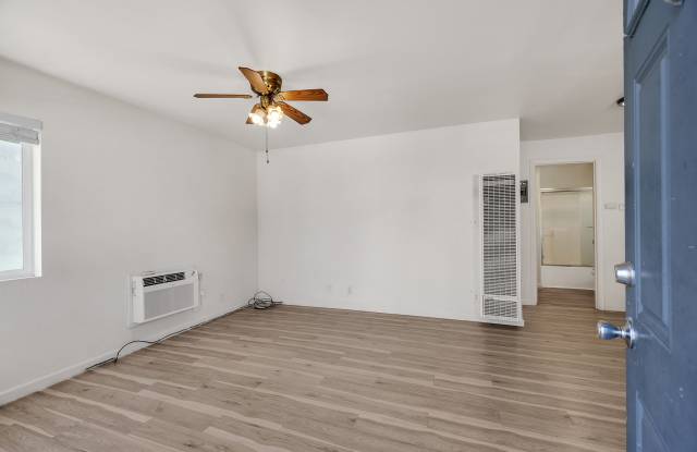 4067 Vineyard Avenue Gallery 2
