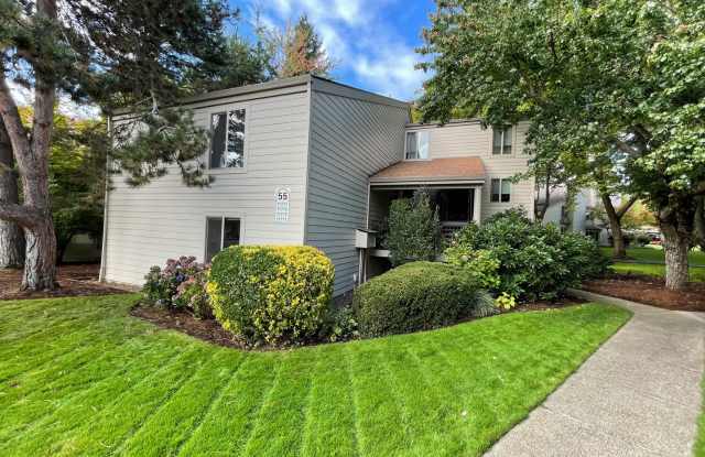 11775 SW Boones Bend Drive ~ Brilliant Condo in Beautiful Community! Gallery 1