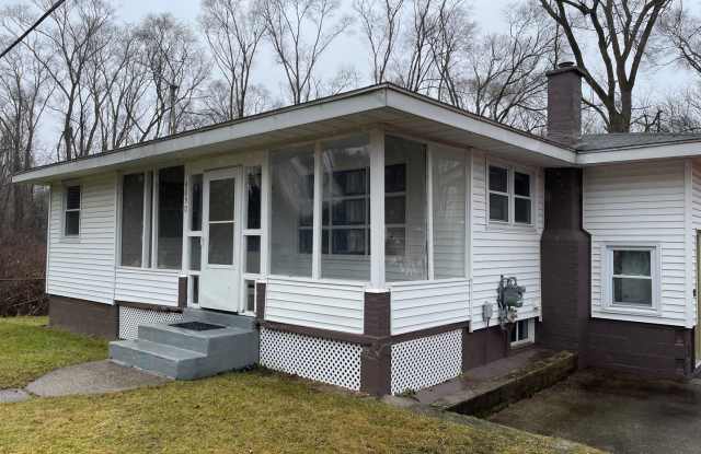 Fantastic Comstock Park 3 bed/2 ba Home for Rent! photos photos