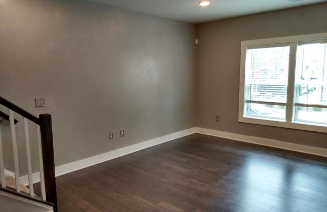 20502 Milbridge Terrace Gallery 3