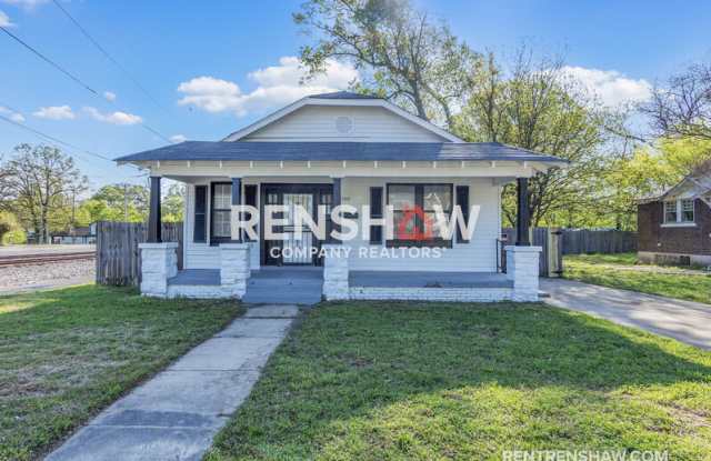 1100 Rozelle St photos photos