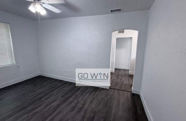 3 Bed/ 1 Bath - House - Amazing Price - 407 North 38th Street, Phoenix, AZ 85008