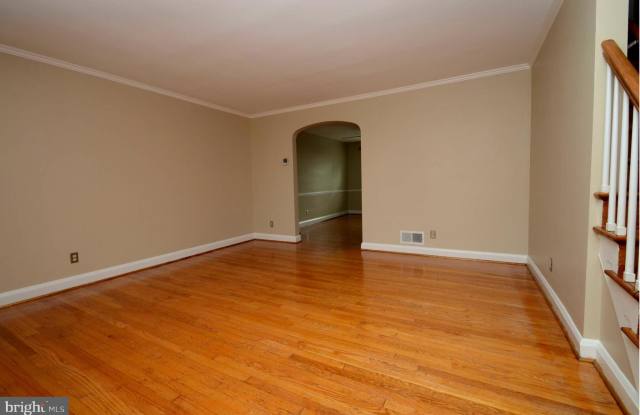419 RODGERS COURT Gallery 2