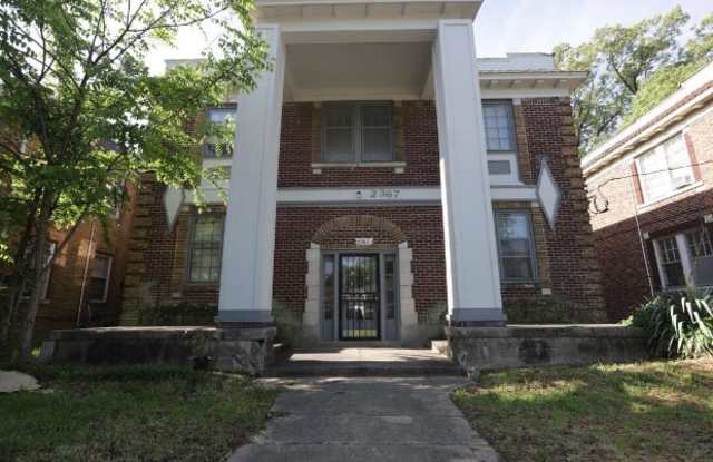 2367 Forest Avenue - 1 photos photos