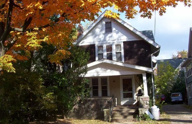 1117 S Forest Ave - 1117 South Forest Avenue, Ann Arbor, MI 48104