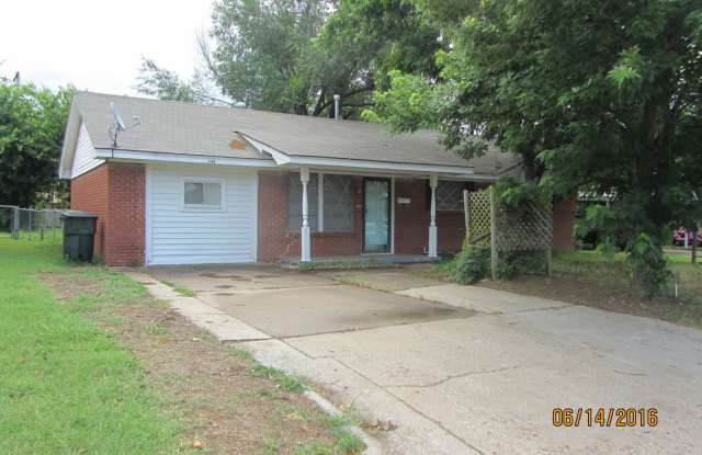 4-bedroom in Midwest for Rent photos photos