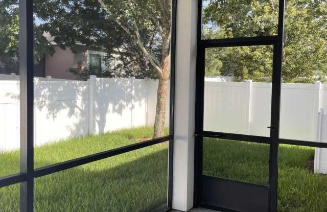123 WOODLAND GREENS Drive Gallery 3