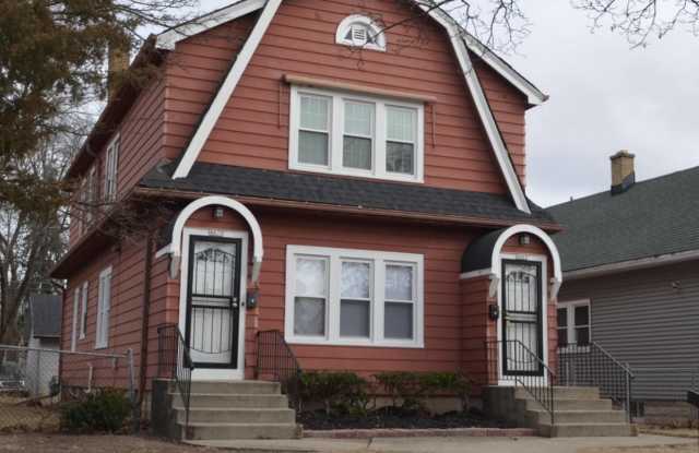 4668 N 42nd St photos photos