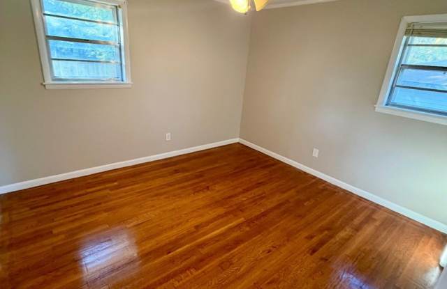 Freshly Renovated 3BR Home in Quiet Tupelo Neighborhood - 623 Maynard Drive photos photos