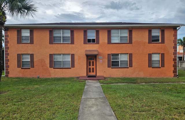 2 bedroom 1 bath apartment beach side - 2006 Blais Avenue, Daytona Beach, FL 32118 2 bedroom 1 bath apartment beach side - 2006 Blais Avenue, Daytona Beach, FL 32118