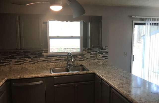 276 Toweridge Dr SW Gallery 4