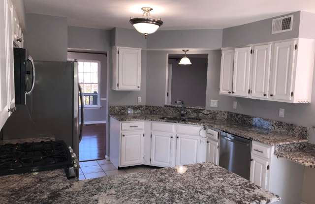43472 BLACKSMITH SQUARE Gallery 2