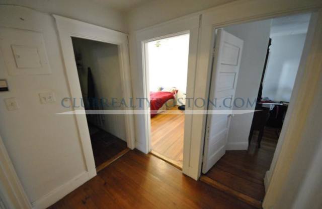 52 Montfern Rd. photos photos