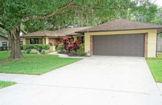 15903 Dover Cliffe Drive Gallery 1