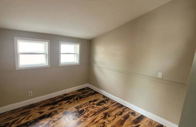 400 East Park Place photos photos