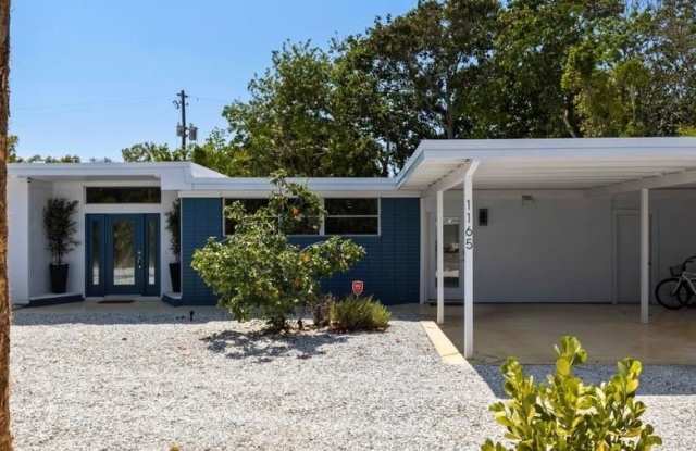 1165 MORNINGSIDE Place Gallery 2