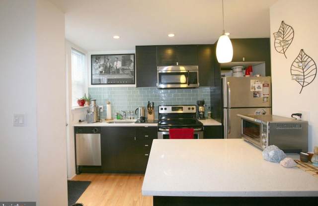 209 W WILDEY Street photos photos