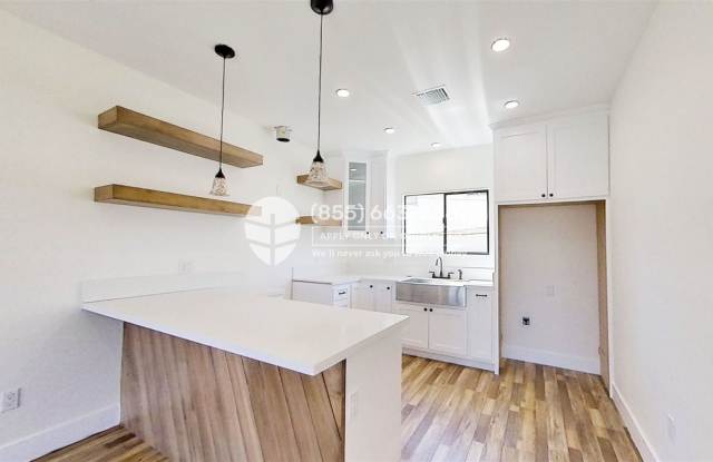 3608 W 58th Place Gallery 2