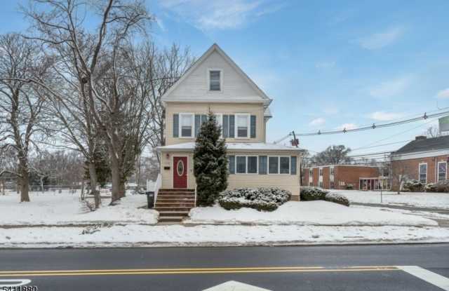 302 Walnut Ave photos photos