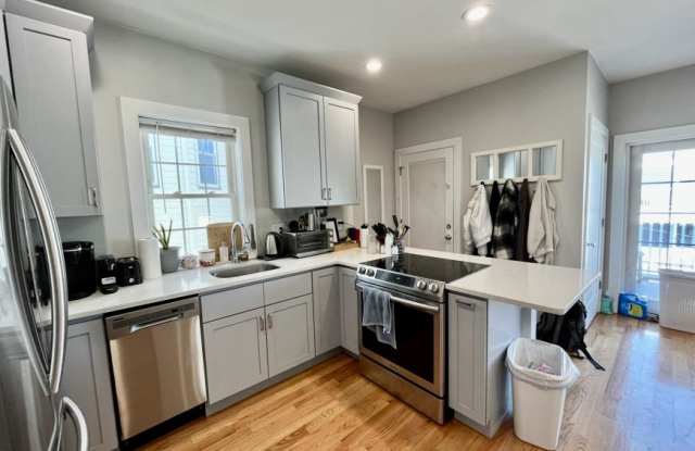 8 West Bellflower photos photos