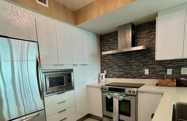 150 Sunny Isles Boulevard 1-1101, Sunny Isles Beach, FL 33160 Gallery 3