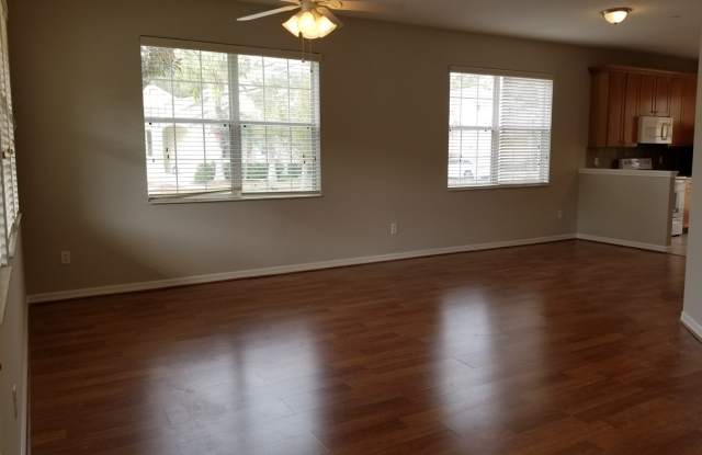 Morningside at Lake Nona End Unit Townhome with Two Car Garage Gallery 3