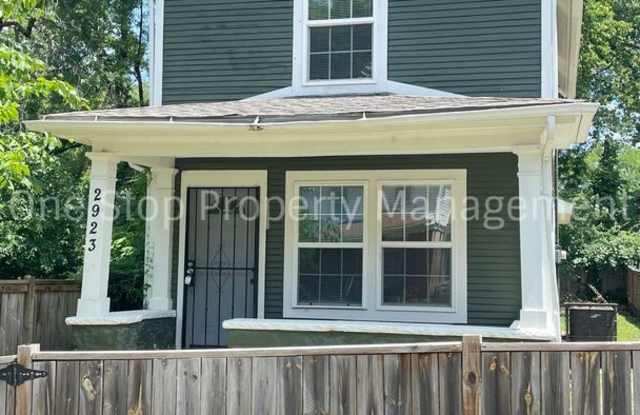 3-Bedroom, 2-Bathroom home in Kansas City at 2923 Highland Ave photos photos