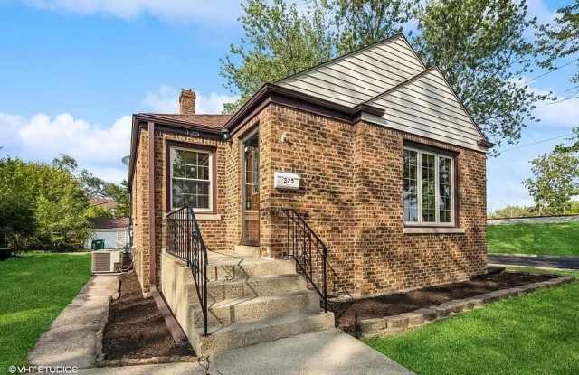 325 Fairbanks Pl photos photos