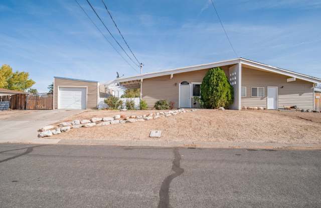 2bed 1bath attached home, large back yard, W/D included photos photos